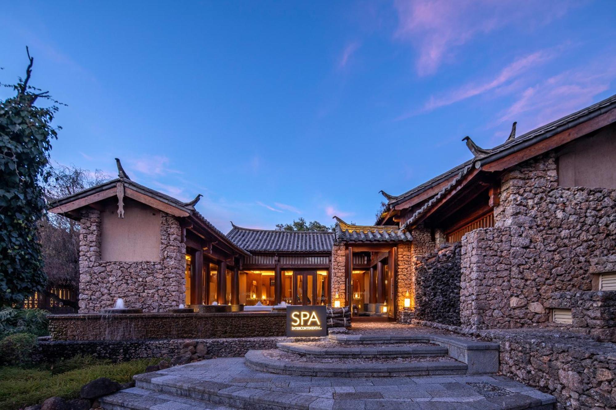 Intercontinental Lijiang Ancient Town Resort By Ihg Ngoại thất bức ảnh