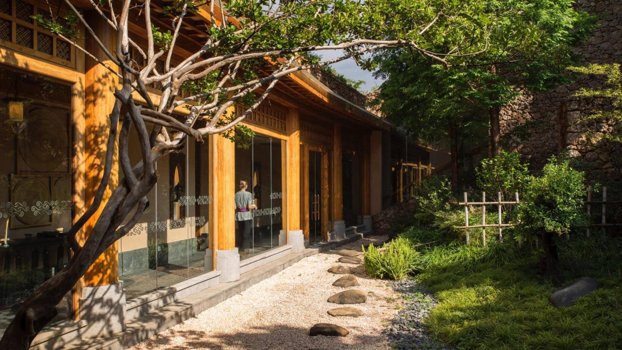 Intercontinental Lijiang Ancient Town Resort By Ihg Ngoại thất bức ảnh